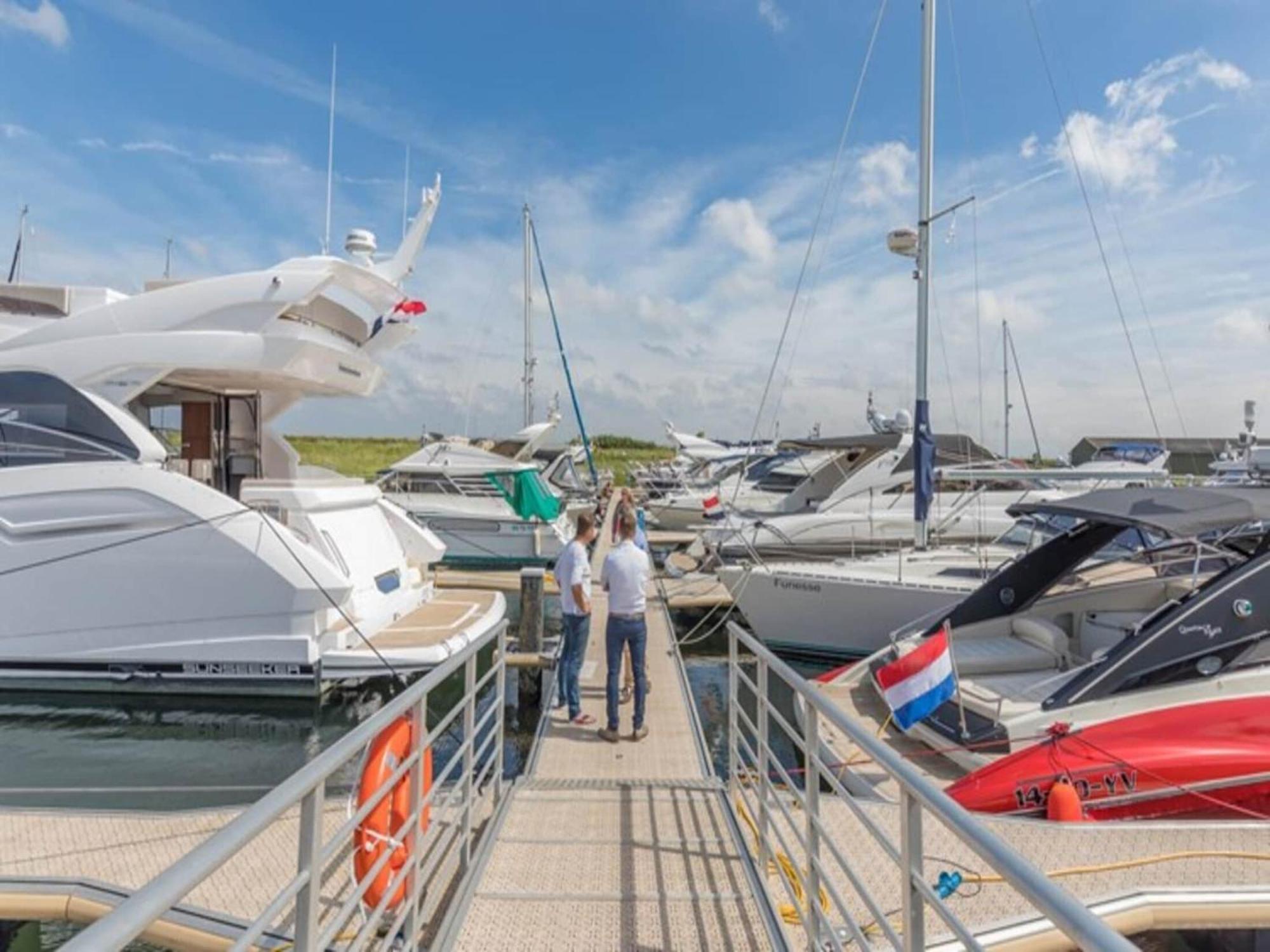 Luxury Apartment In R Sidence Marina Kamperland Pet Friendly Exterior foto